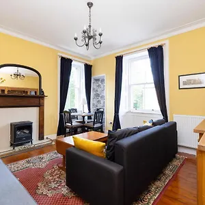Holyrood Park Views Apartment