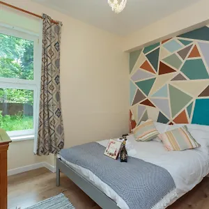 Cosy 1 Bed Flat Near City Centre Apartment